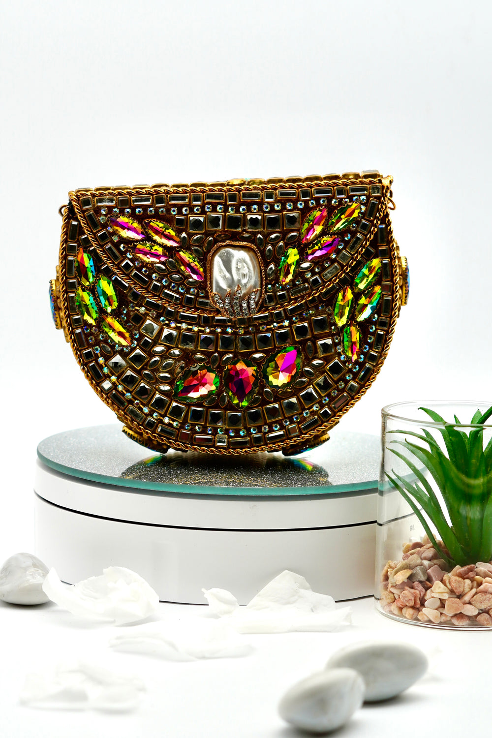 Meena Éclat Clutch