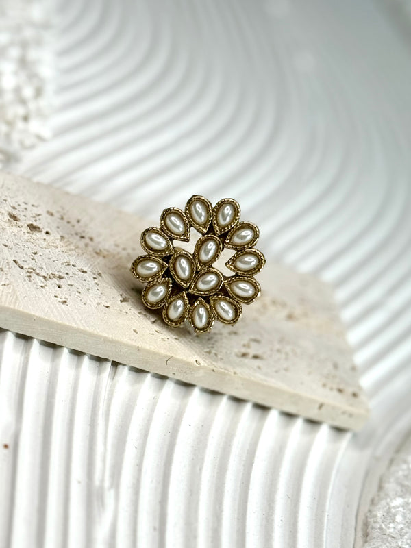 Kundan Ring (Small)