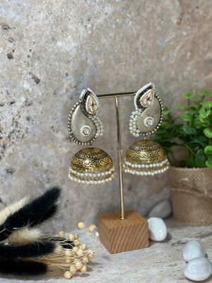 Pachi Kundan Jhumka