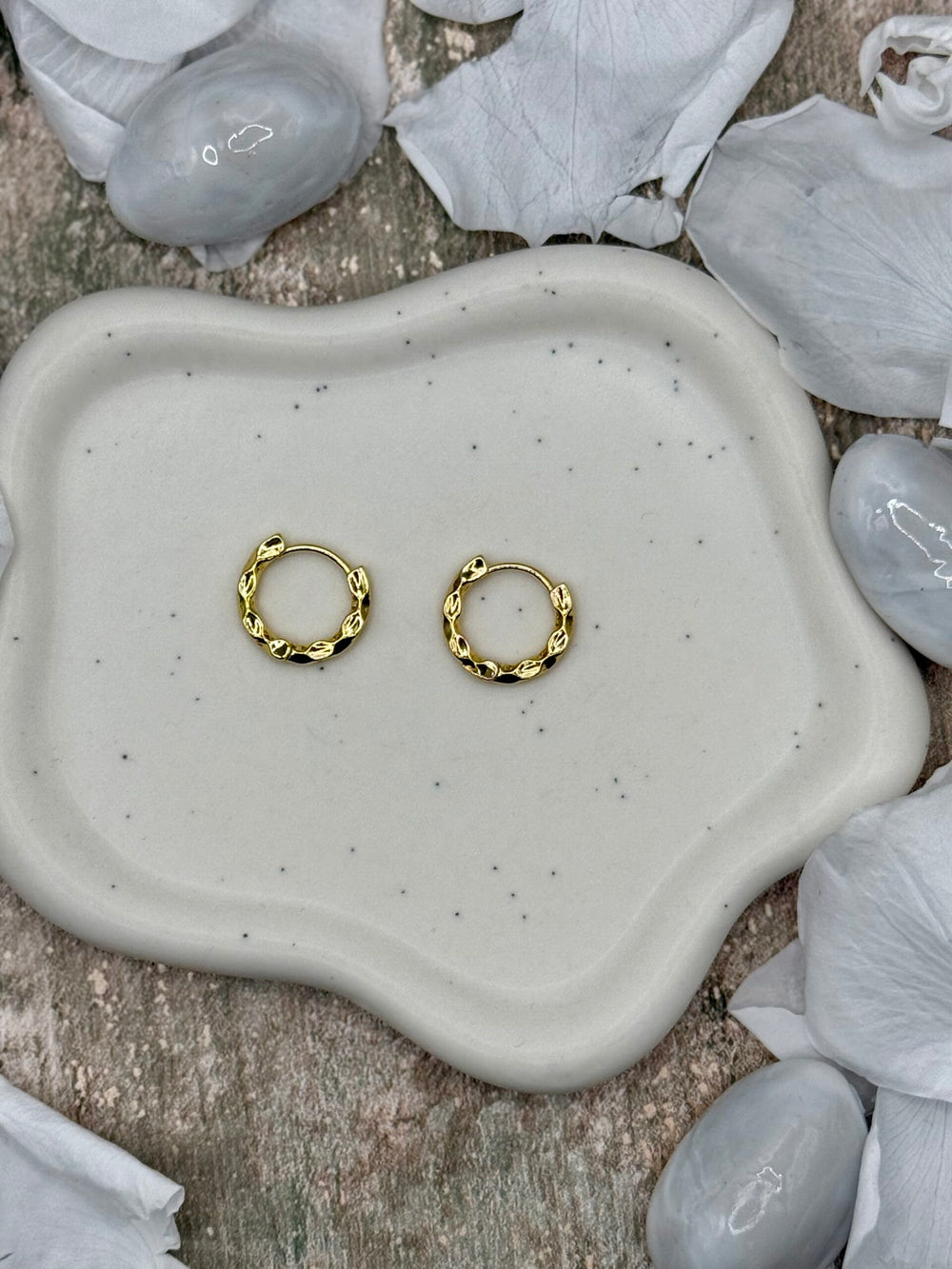 Zen Huggie Hoops
