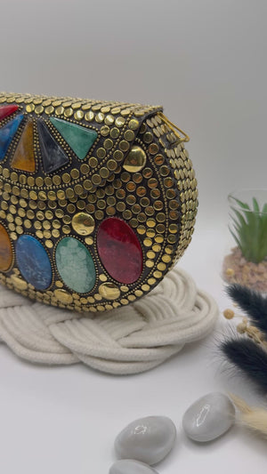 Aara Large Clutches